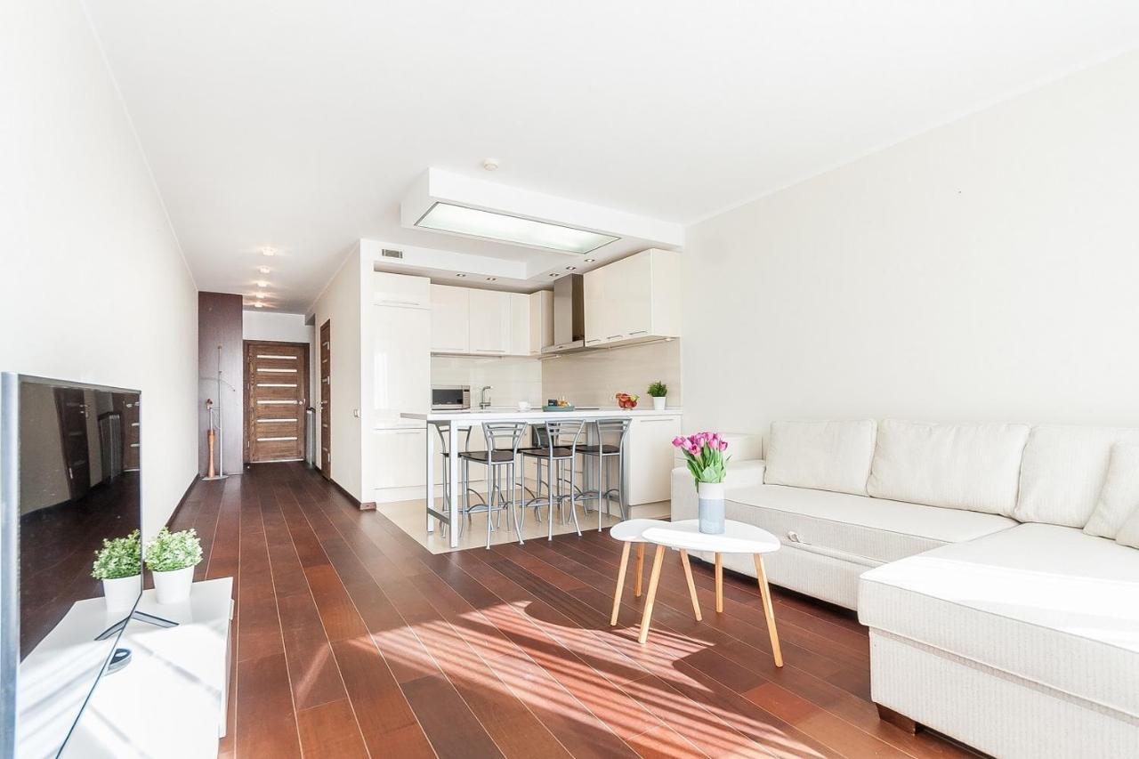 Central Apartment In Gedimino Av By Urban Rent 维尔纽斯 外观 照片